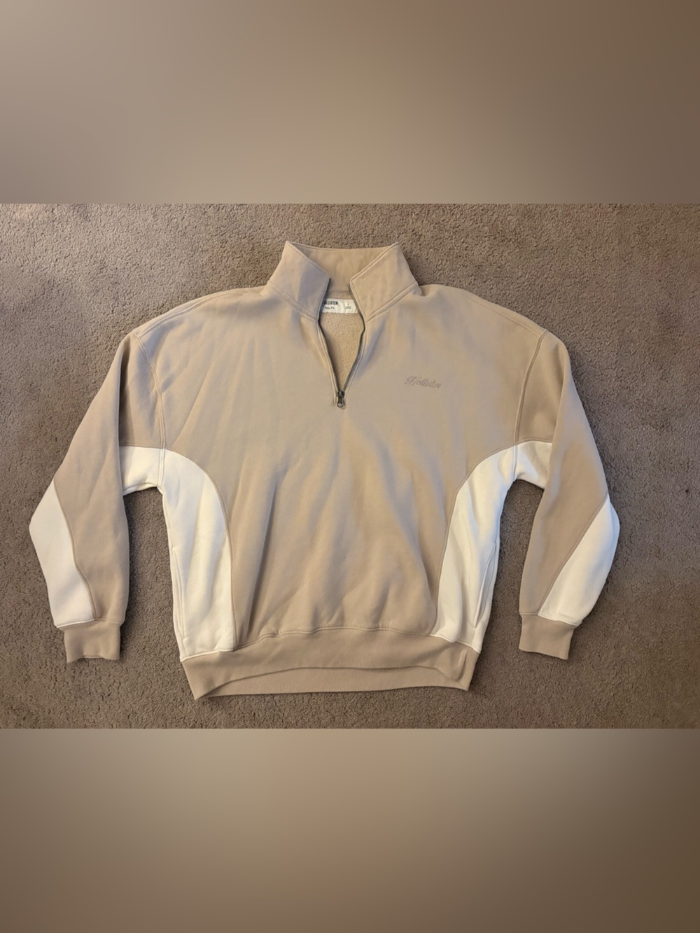 Hollister Beige and White Cowl-Neck Quarter-Zip Sweater